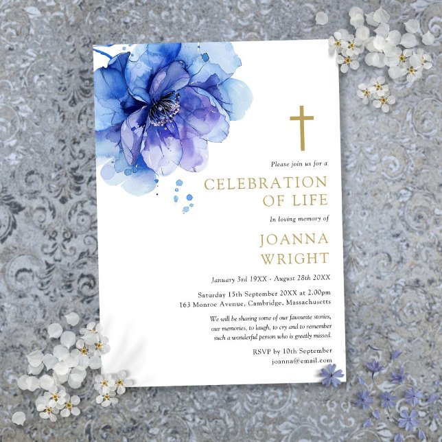 Blå Blommigt Christian Firande av livets begravnin Inbjudningar (Blue Floral Christian Celebration Of Life Funeral Invitation)