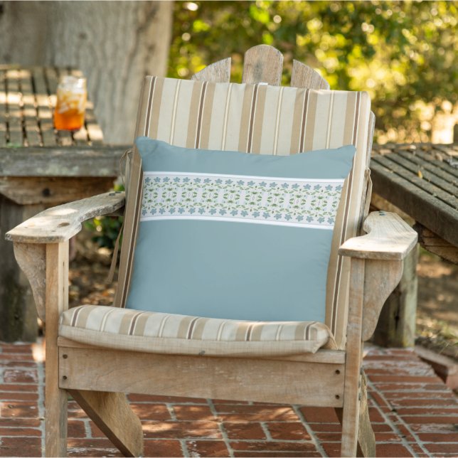 Blå Blommigten Patterned Rand Kudde (Stol)