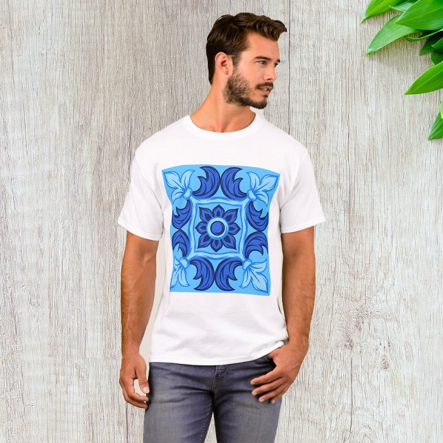 Blå Blommigten Tile Mönster Vintage Mediterranean T Shirt (Skapare uppladdad)