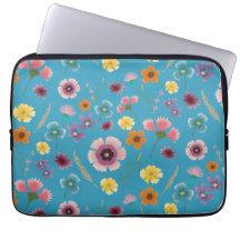 Blå blommor i blå laptop sleeve