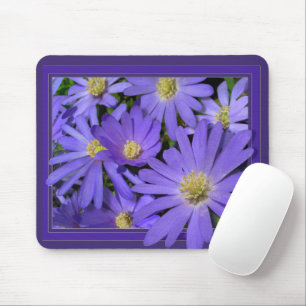 Blå blommor Musmatta Tusenskönor Datorpresenter