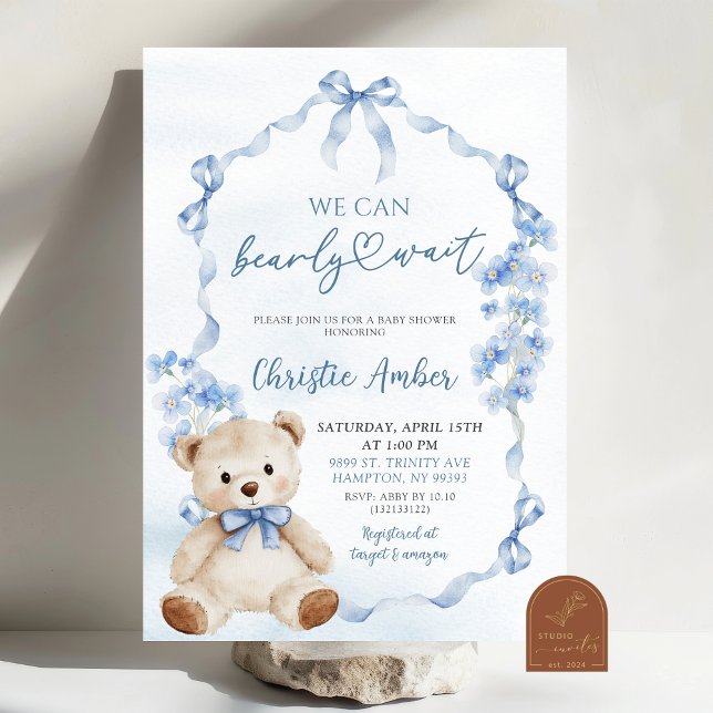 Blå Bow Coquette Kan knappt vänta på Baby Shower Inbjudningar (Skapare uppladdad)
