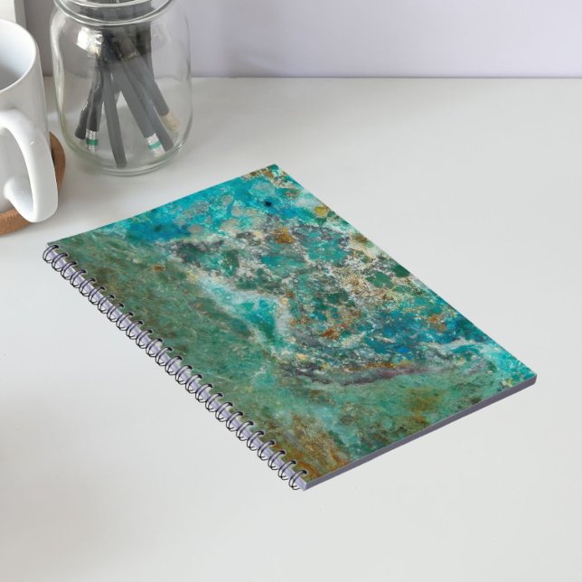 Blå Chrysocolla Mineralsten Anteckningsbok Med Spiral (In Situ)