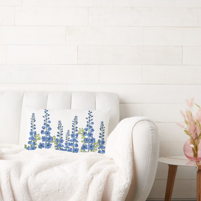 Blå Delphinium Flowers i juli Lumbarkudde (Soffa)