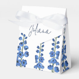 Blå Delphinium Flowers i juli Presentaskar