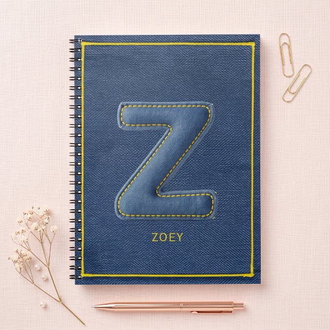 Blå Denim Falskt Sytt Lapp Bokstav Z Monogram Anteckningsbok (Skapare uppladdad)
