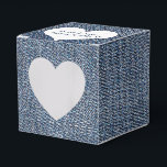 Blå denim med hjärt-favoritruta presentaskar<br><div class="desc">Vitt hjärta med nylodrat namn på blå jean denim-bakgrund.</div>