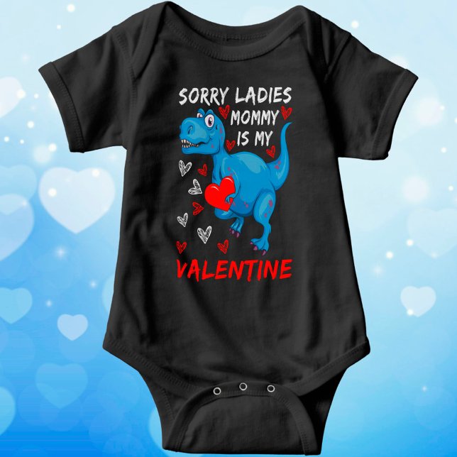 Blå dinosaur Ursäkta damerna Mamma är min valentin T Shirt (Skapare uppladdad)