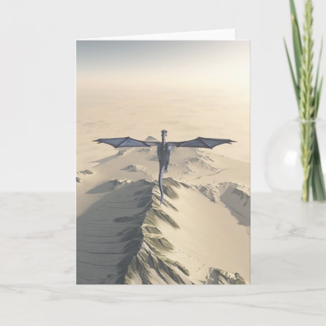 Blå drake som flyger över vinterbergen kort (Framsida)