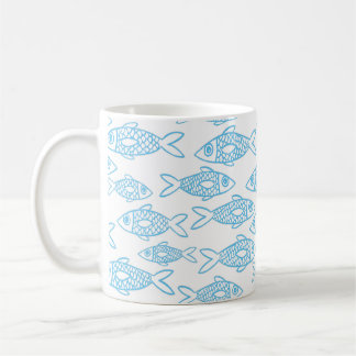 Blå fisk som simmar i havet kaffemugg