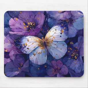 Blå fjäril på lila blommor musmatta