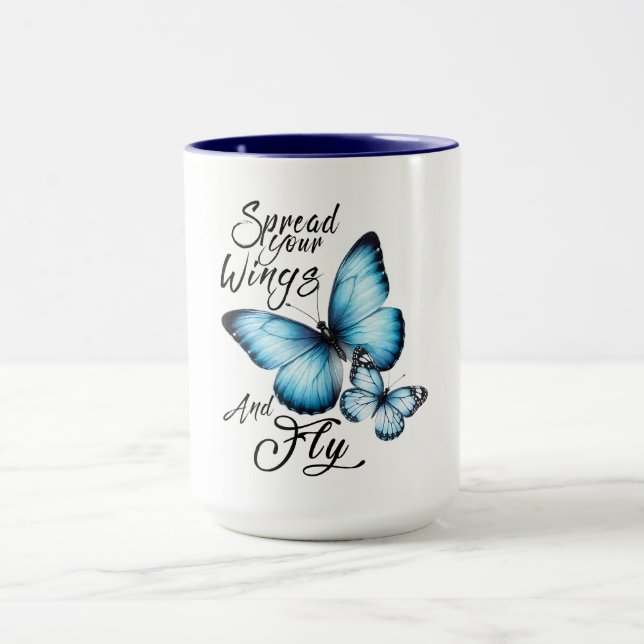 Blå Fjärilsdesign med Inspirerande Flykt  Mugg (Center)