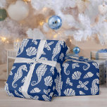Blå från Glitter i Kustkusten Presentpapper<br><div class="desc">Denna vackra pappra julomslutning vid kusterna har ett sjöhav mönster i silver glitter, sjöar, sjöar och myggor på marin blå bakgrund, för en helgdag av kusten. Om du vill ha den här utformningen på fler produkter eller andra färgrutor, eller om du vill ha andra designrelaterade frågor, kontakta mig genom Zazzle-Chattan....</div>