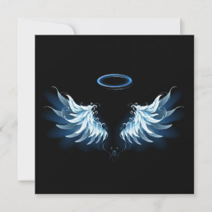 Blå glowing Angel Vingar på svart bakgrund