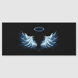 Blå glowing Angel Vingar på svart bakgrund