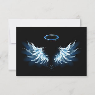Blå glowing Angel Vingar på svart bakgrund