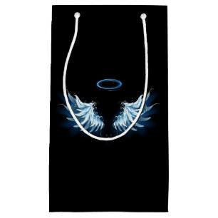 Blå glowing Angel Vingar på svart bakgrund