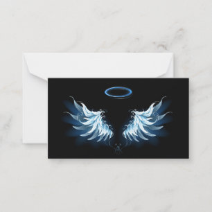 Blå glowing Angel Vingar på svart bakgrund Anteckningskort