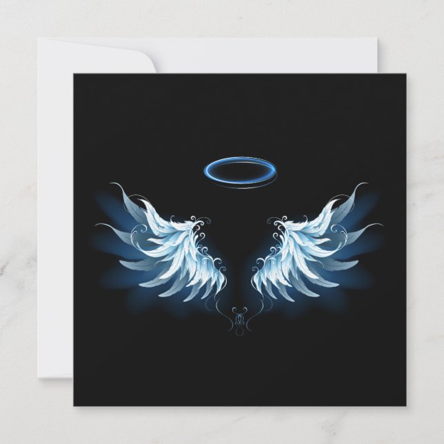 Blå glowing Angel Vingar på svart bakgrund Julkort (Framsida)