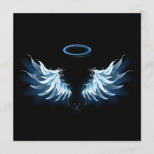 Blå glowing Angel Vingar på svart bakgrund Rådkort