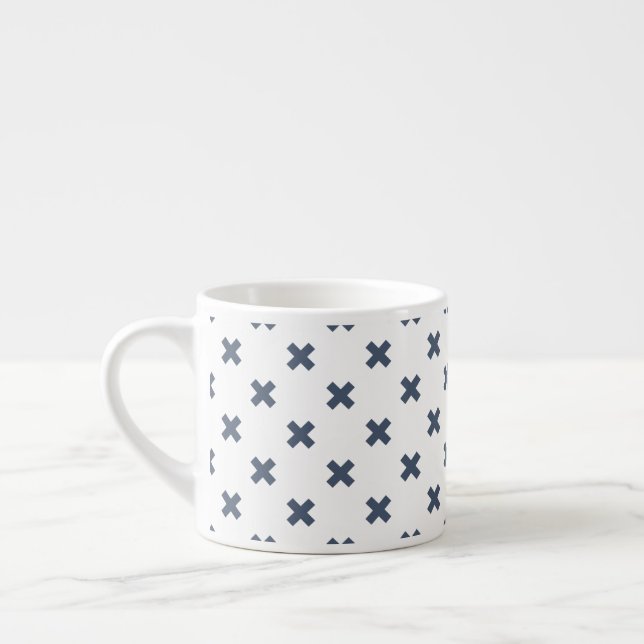 Blå-grått kor sytlar på vita espressomugg (Vänster)