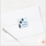 Blå Guld-julprydnad Dots Helgdag SMALL Fyrkantigt Klistermärke<br><div class="desc">Små klistermärken som du kan använda för vad som helst i 2 storlekar! Elegant blå och guld helgdag julprydnader och prickar på blekens blå bakgrund med uppgifter i chicen. MATCHING-objekt i vår butik.</div>