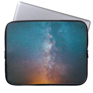 BLÅ, GULT OCH LILA STARRY HIMLAR UNDER NIGHTTI LAPTOP FODRAL