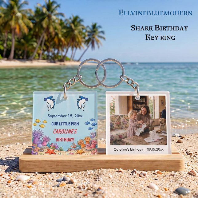 Blå hammarhajsfödelsedag Anpassad bild  (Personalized Blue Shark, acrylic keychain with custom photo back. Size: 1.875” x 1.875”)