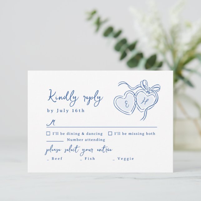 Blå Handritade Hjärtan Monogram Whimsical Bröllop OSA Kort (Stående Fram)