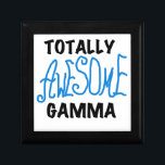 Blå, helt Fantastisk Gamma-gåvor Minnesask<br><div class="desc">Fantastisk Gamma mugg,  gamma keepsakes,  kort,  knappar,  klistermärken och mycket mer för att fantastisk-mormor eller gamma ska vara med ljusblå text med svart eller vit text för ljus och mörk färg t-shirts och presenter.</div>