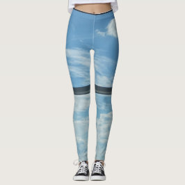 blå himmel (flygplatsfönster) leggings