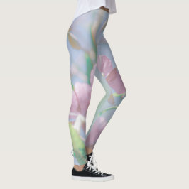 Blå himmel Grönt Plant Löv Lila blommor Leggings
