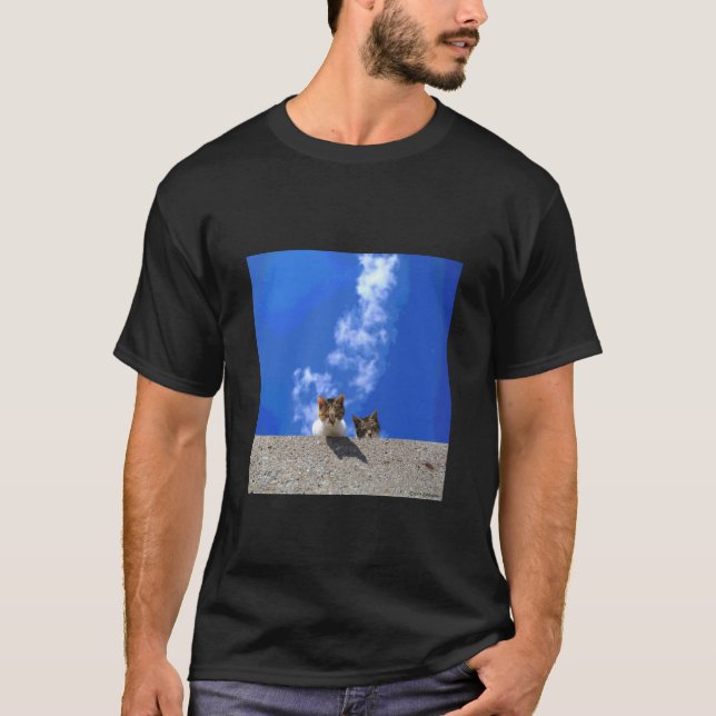 blå himmel och katt_001 t shirt (Framsida)