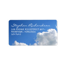 blå himmel vita moln adressetiketter