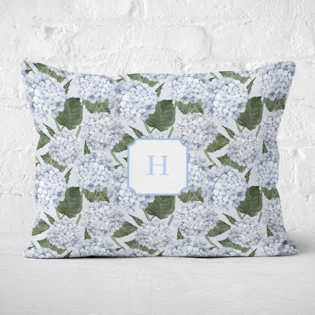 Blå Hortensia Trädgårdsmonogram   Prydnadskudde (Hydrangea Garden Blue Monogram Lumbar Pillow)