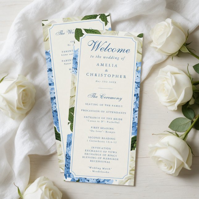 Blå Hydrangea Blommor Vita Rosor Bröllop Program (elegant and formal wedding programs with blue hydrangea flowers and white roses background.)