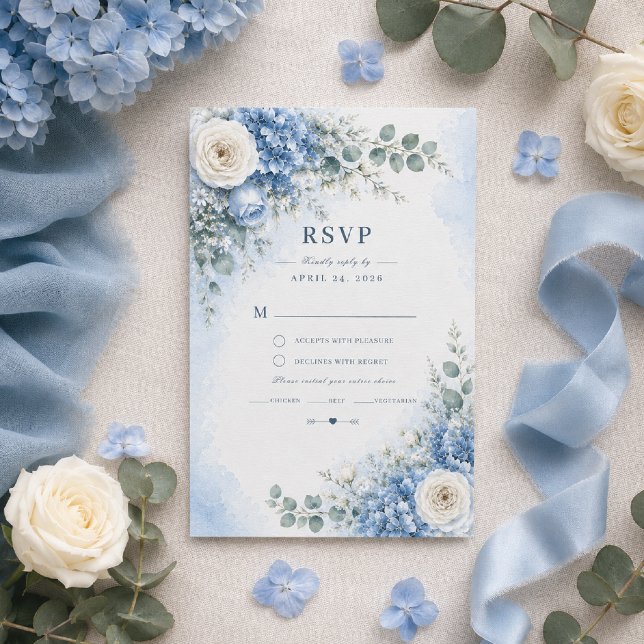 Blå Hydrangea Bröllops-Svarskort OSA Kort (Elegant RSVP card with timeless blue hydrangea watercolor florals.)