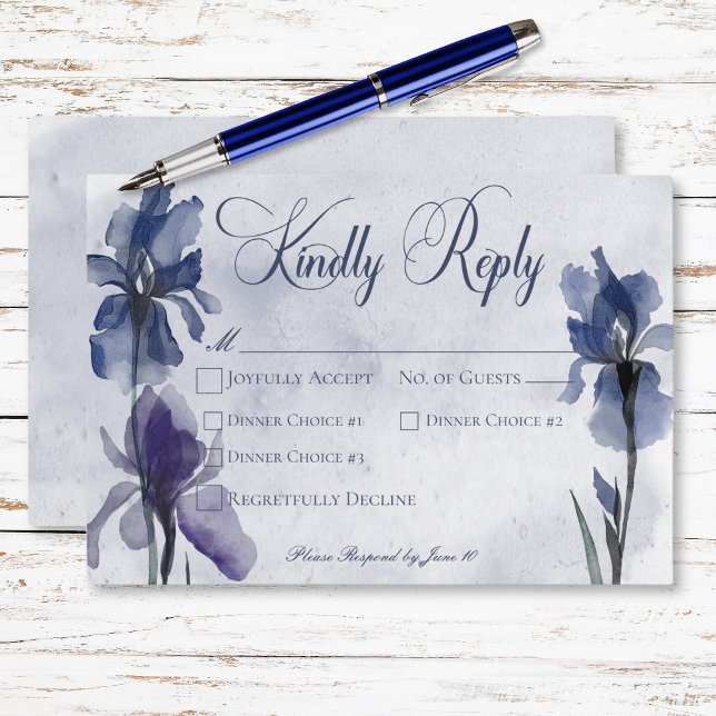 Blå Iris Flowers Modern Blue Bröllop Middag OSA Kort (Blue Iris Flowers Modern Blue Wedding Dinner RSVP Card)