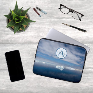 Blå isfoto av Antarktis med monogram och namn Laptop Fodral