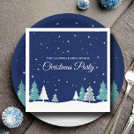 Blå jul Party Winter Träd Snö Party Pappersservett<br><div class="desc">Vackert midnatt blå himmel med julfir träd dekorerar den här söten,  anpassningsbar jul party papper napkin för en familjemiddag. Snö linjer,  den vackra skogen och det vita snöflingor sprinkler sig i luft nattetid. Anpassa den här söten till en helgdag-samling.</div>