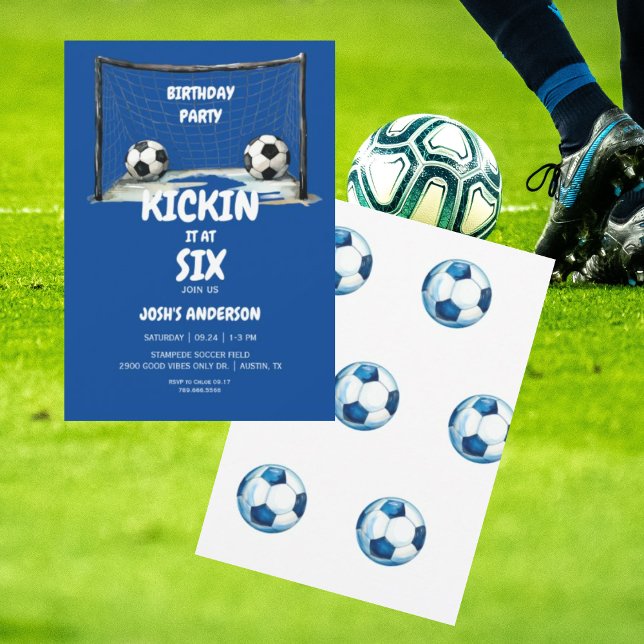 Blå Kickin it fotbollsfödelsedagsfest Inbjudningar (Skapare uppladdad)