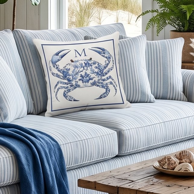Blå Krabba Kustnära Nautilus Monogram Kudde (Skapare uppladdad)