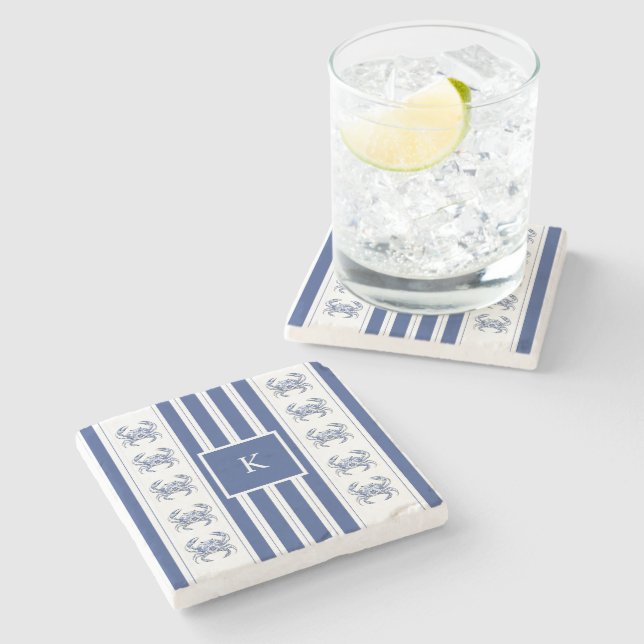 Blå krabba kustnära nautisk monogram stenunderlägg (Sidan)