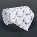 Blå krescent Måne med vita blommor Mönster Slips<br><div class="desc">En slips med en mystisk illustration. Ett mörk blått halvmånsfärdigt måne med en elegant tunn cirkelkontur och vita blommans blommar längs kant.</div>