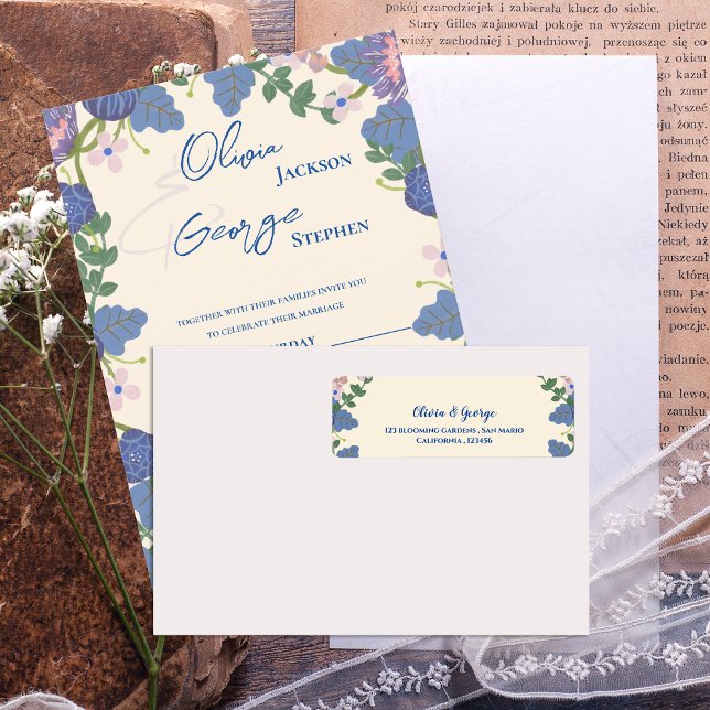 Blå Lila Blommig Bröllopsetikett för Returadress Etikett (Blue Purple Floral Wedding Return Address Label)