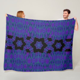 Blå Lila i Black Lotus Fleece Blanket