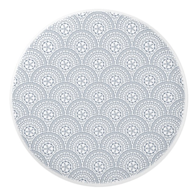 Blå mandala vinkarare mönster mot vit bakgrund knopp (Framsidan)