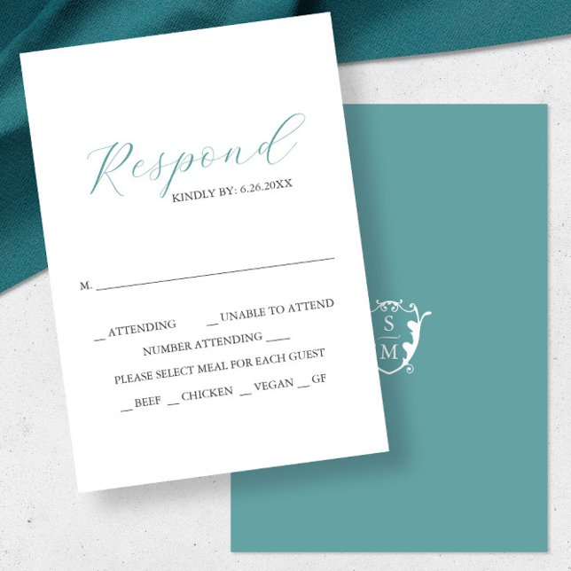 Blå med Monogram för val av måltid OSA Kort (Monogrammed initials wedding rsvp card in turquoise blue.)