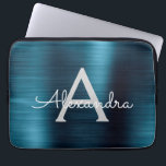 Blå metallisk modern Chic Stainless Steel Monogram Laptop Fodral<br><div class="desc">Blått och Grått Faux Stainless Steel Metallic Foil Modern och Elegant Monogram Sleeve. Den här monogrammade personligen laptop sleeve kan anpassas så att den omfattar ditt första och första namn och gör en perfekt jul- eller födelsedagsgift.</div>