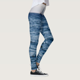 Blå Ocean Horisont Med Avlägsen Segelbåtsmönster Leggings
